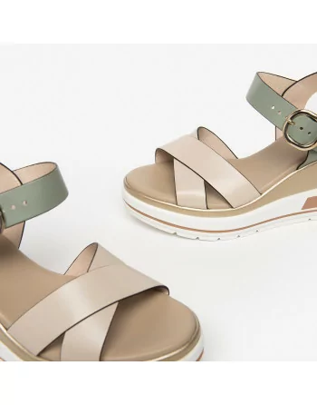 Sandalo Donna con Zeppa NeroGiardini E318737D