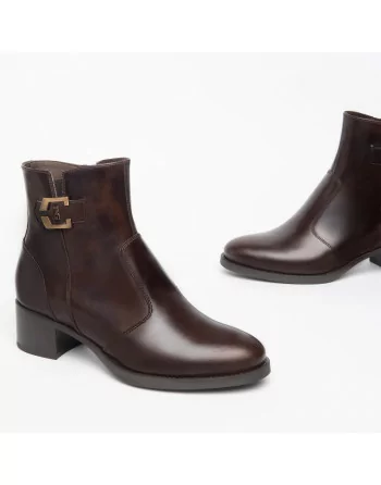 Stivaletti Donna NeroGiardini I308232D in Pelle Nero o Cuoio o T.Moro modello casual. Autunno Inverno 2023