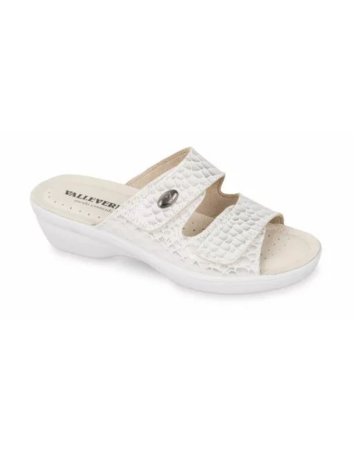 Sandali Donna Valleverde 25312B in Pelle Nero o Blu o Argento modello casual. Calzature comode