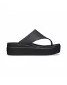 Sandali infradito Donna Crocs 208727 in Gomma Nero o Beige modello casual.