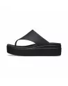 Sandali infradito Donna Crocs 208727 in Gomma Nero o Beige modello casual.